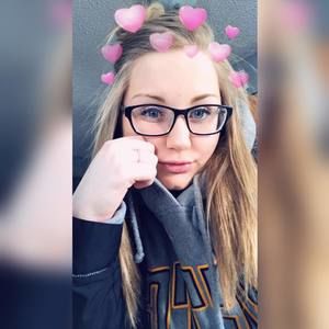 Meet your Posher, Gabby